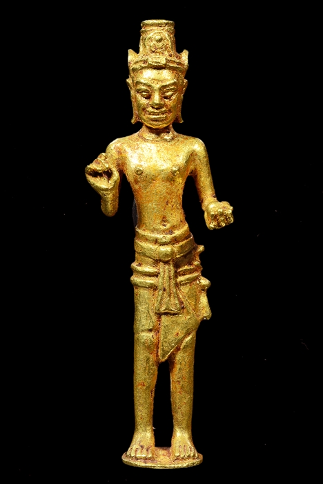 RYU_7809 copy-3.jpg - พระโพธิสัตว์ อวโลกิเตศร ทองคำ ศิลปะเขมรยุคก่อนเมืองพระนคร (Per-Angkor) อายุราว 800 ปี | https://soonpraratchada.com